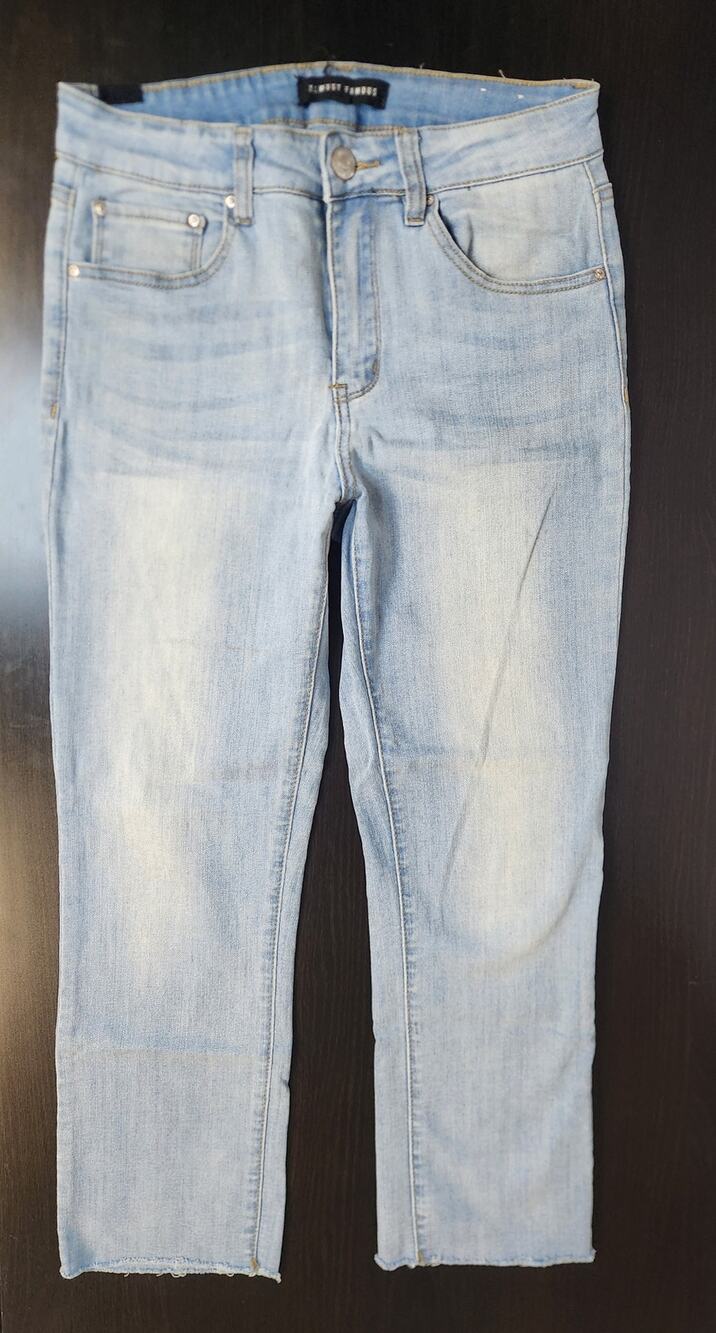 Almost Famous Womens Light-Wash Demin Jeans-Size 7